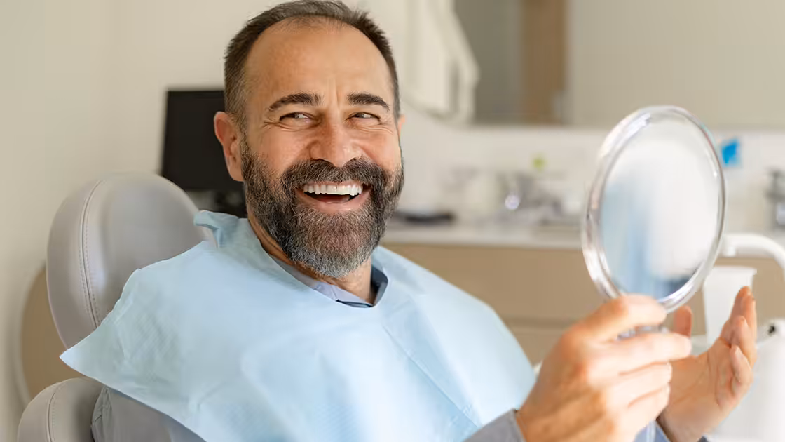 Man with dentures photo